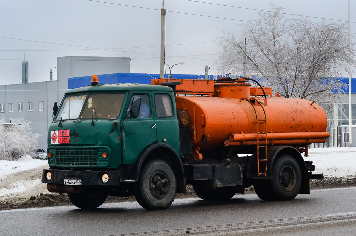 Волгоградская область, № В 488 МА 134 — МАЗ-5334