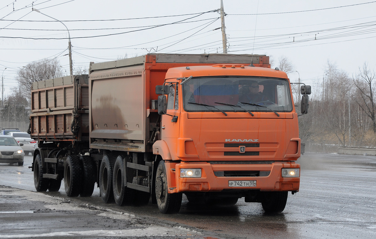 Омская область, № Р 742 ТН 55 — КамАЗ-65115 (общая модель)