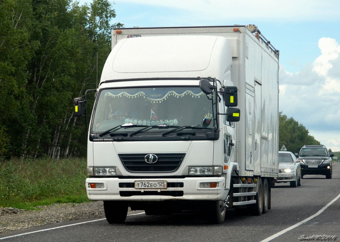 Приморский край, № Т 762 ЕО 125 — Nissan Diesel Condor