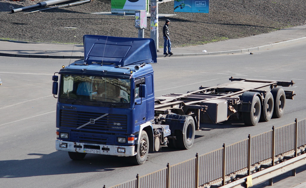 Одесская область, № ВН 6752 ЕН — Volvo ('1987) F12