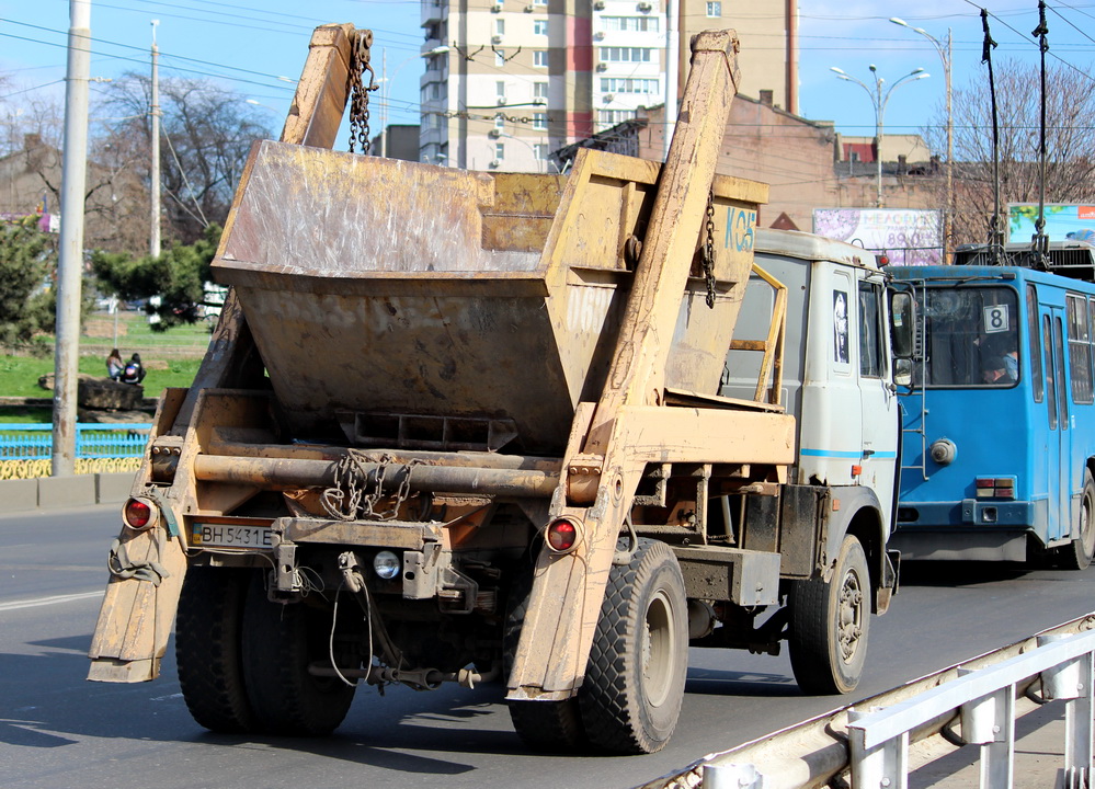 Одесская область, № ВН 5431 ЕС — МАЗ-53371