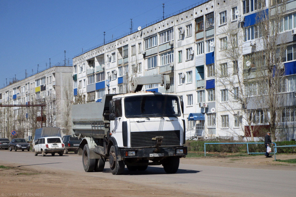 Волгоградская область, № У 231 ХО 34 — МАЗ-555102