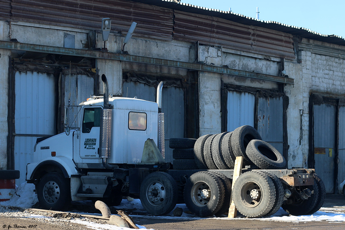 Саха (Якутия), № М 924 КО 14 — Kenworth T800