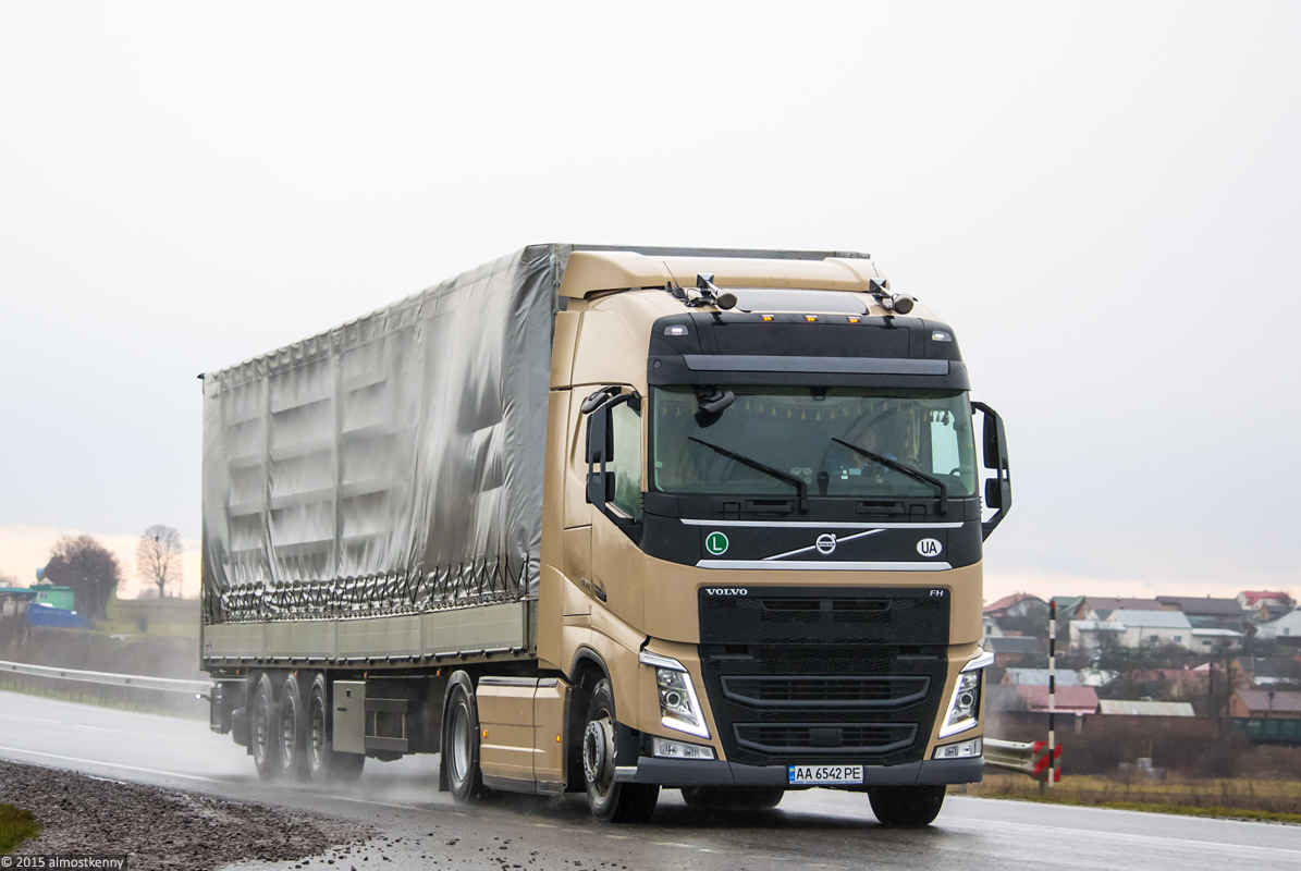 Закарпатская область, № АА 6542 РЕ — Volvo ('2012) FH.460