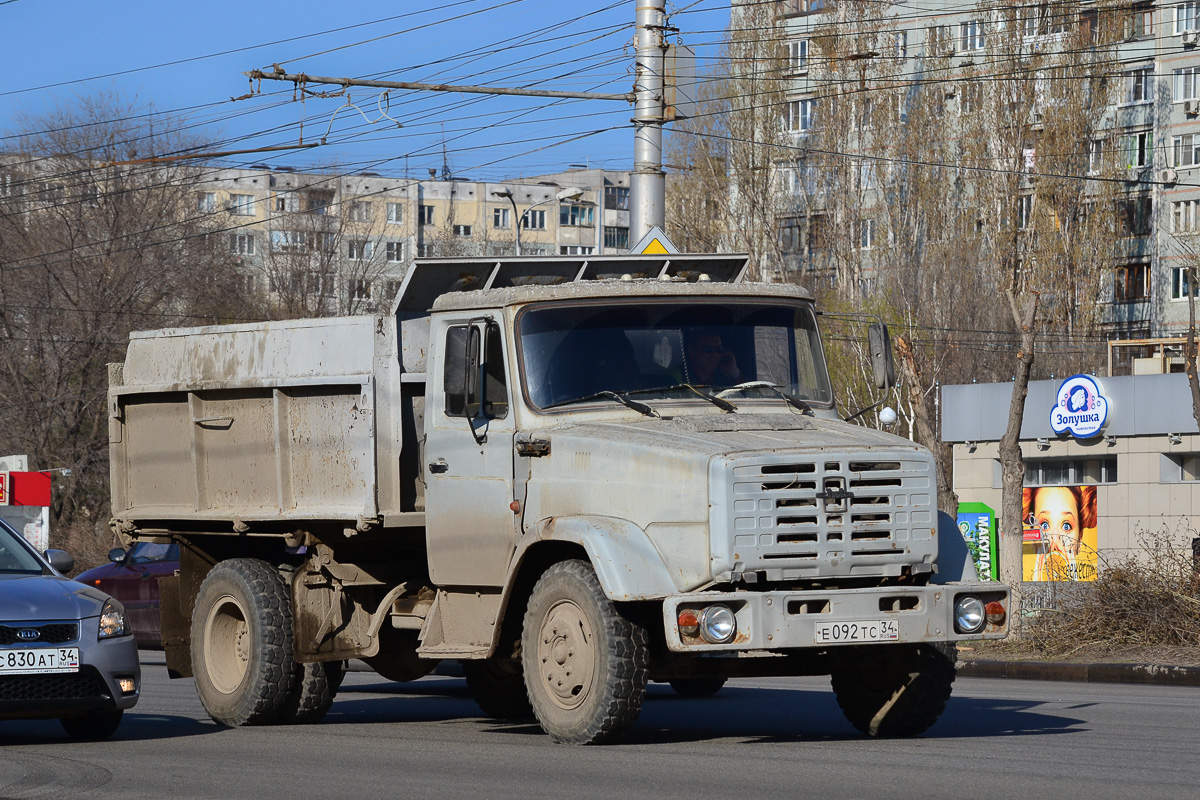 Волгоградская область, № Е 092 ТС 34 — ЗИЛ-494560