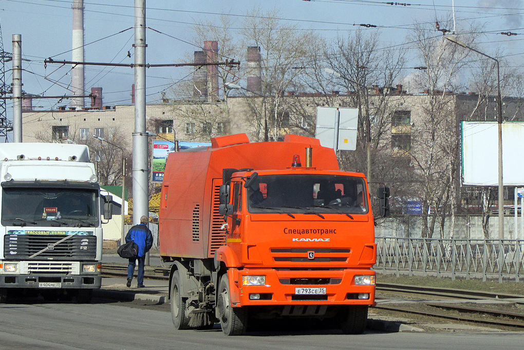 Вологодская область, № Е 793 СЕ 35 — КамАЗ-53605-L4