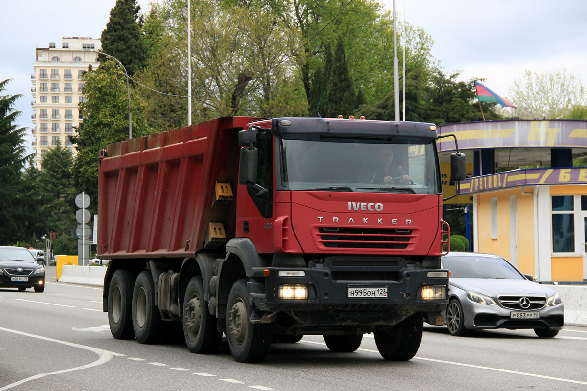 Краснодарский край, № Н 995 ОН 123 — IVECO Trakker ('2004)