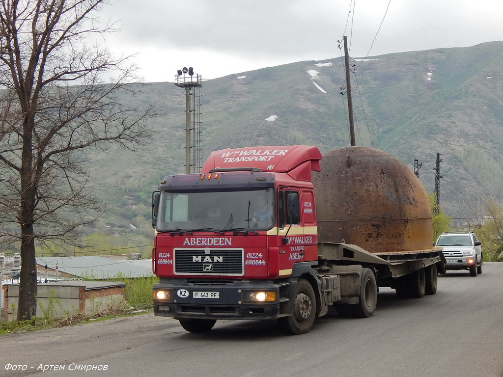 Восточно-Казахстанская область, № F 663 PF — MAN F2000 18.403