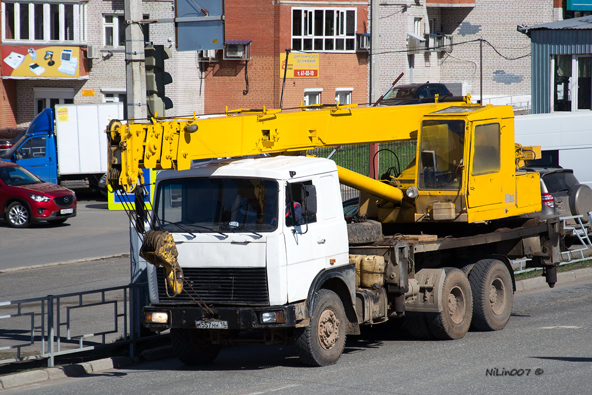 Удмуртия, № М 557 НН 18 — МАЗ-6303 (общая модель)