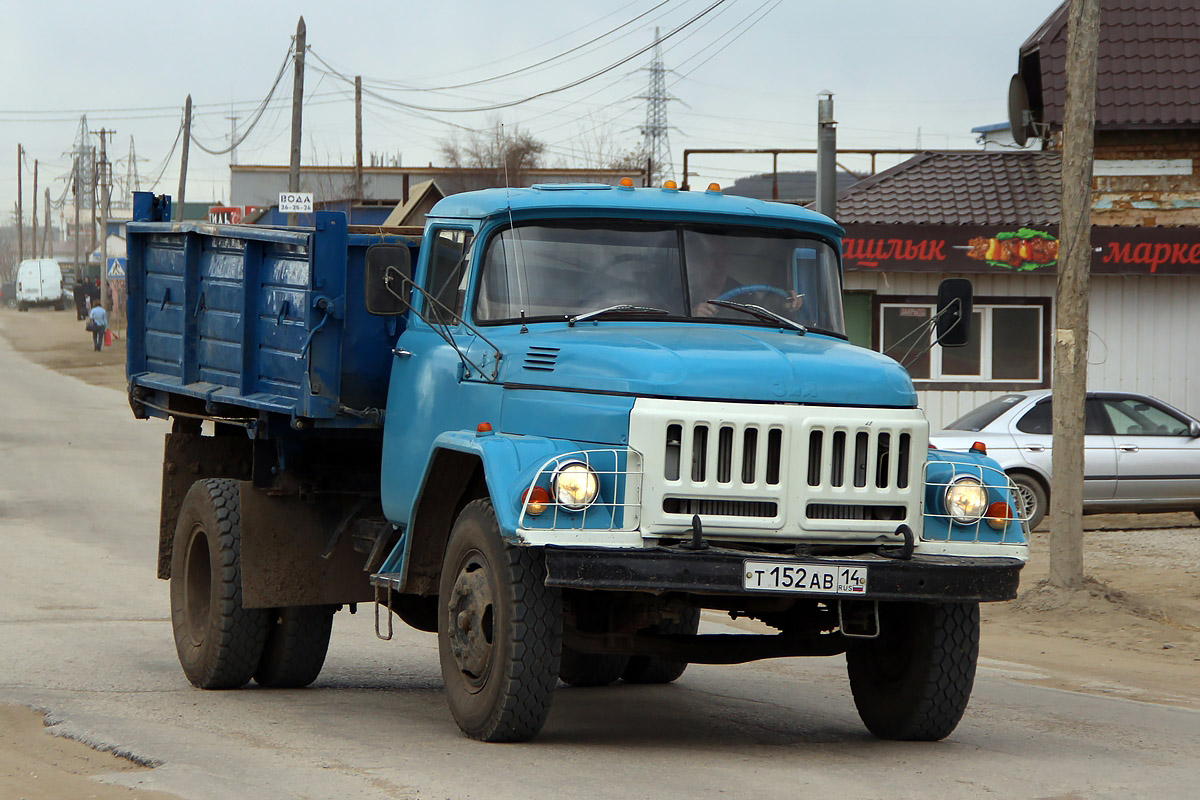 Саха (Якутия), № Т 152 АВ 14 — ЗИЛ-495710