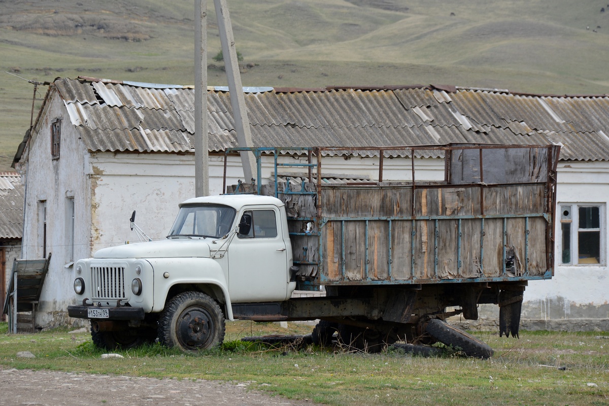 Карачаево-Черкесия, № Р 153 ТН 09 — ГАЗ-52-01