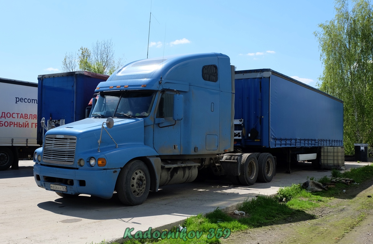 Ростовская область, № У 656 АУ 161 — Freightliner Century Class