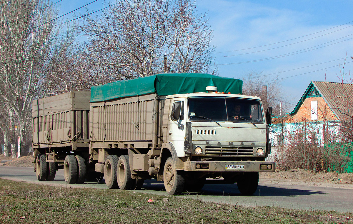 Николаевская область, № ВЕ 8012 АО — КамАЗ-53202