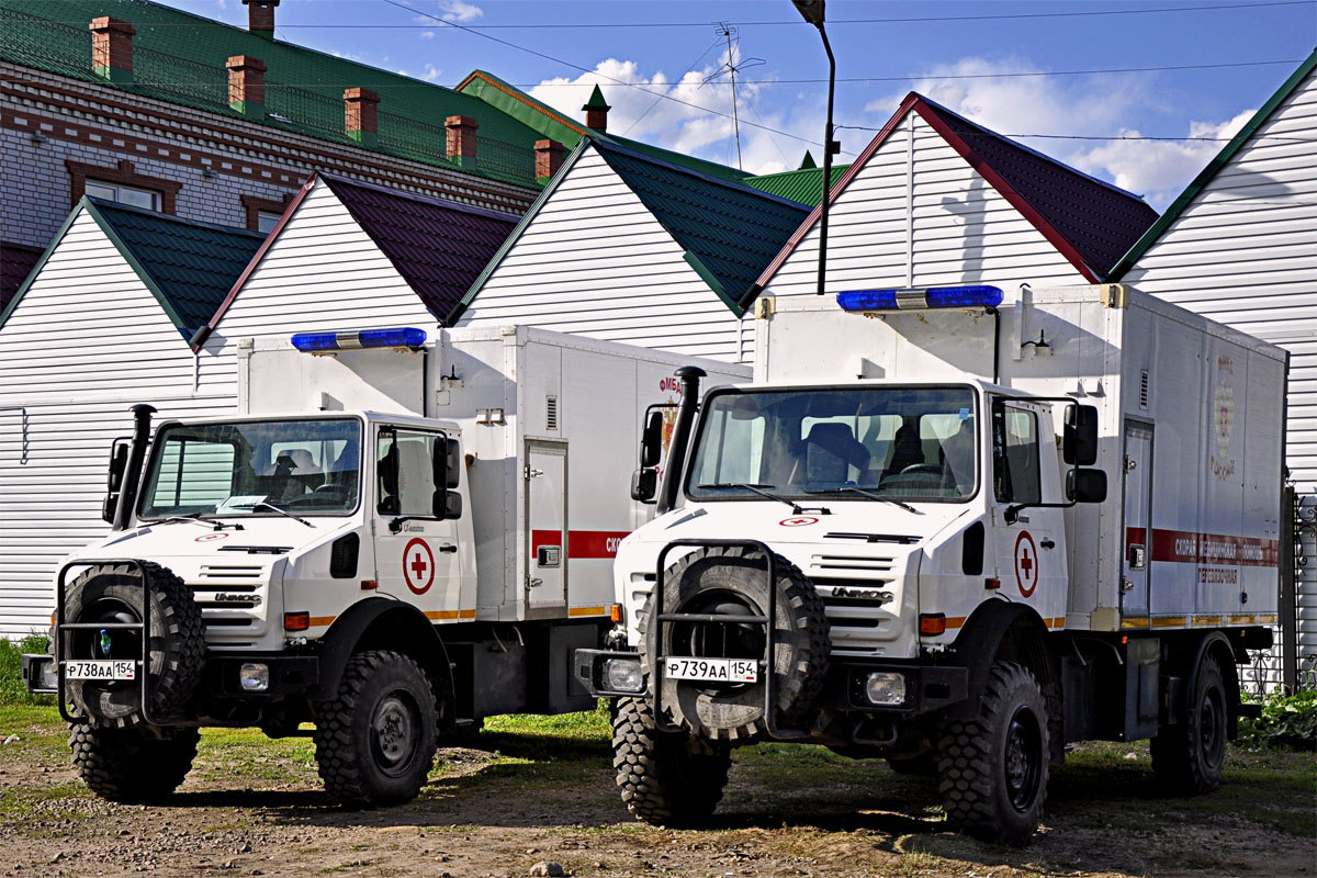 Новосибирская область, № Р 738 АА 154 — Mercedes-Benz Unimog U4000; Новосибирская область, № Р 739 АА 154 — Mercedes-Benz Unimog U4000