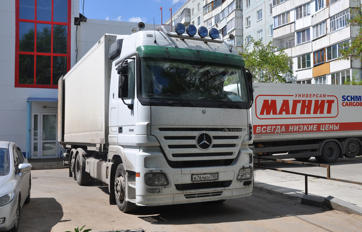 Москва, № В 764 КН 750 — Mercedes-Benz Actros ('2003) 2541