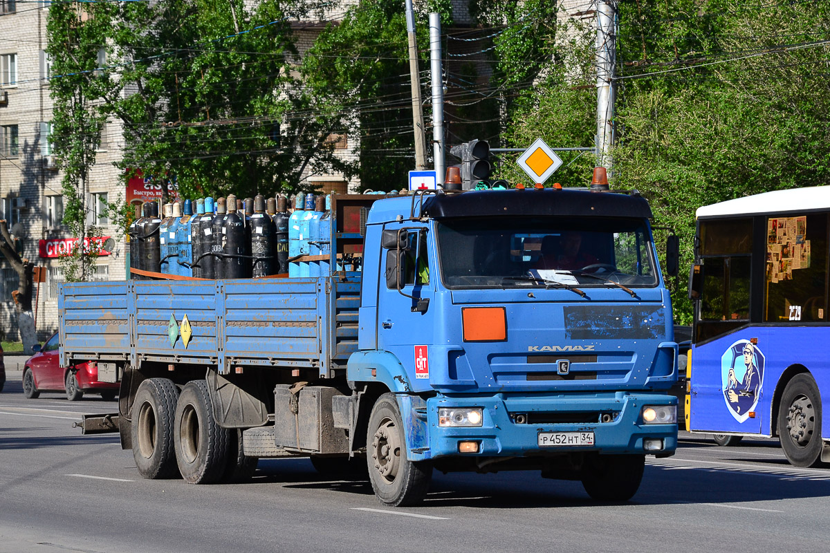 Волгоградская область, № Р 452 НТ 34 — КамАЗ-65117-N3