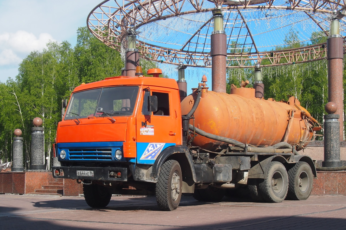 Ханты-Мансийский автоном.округ, № Е 644 НЕ 86 — КамАЗ-53213