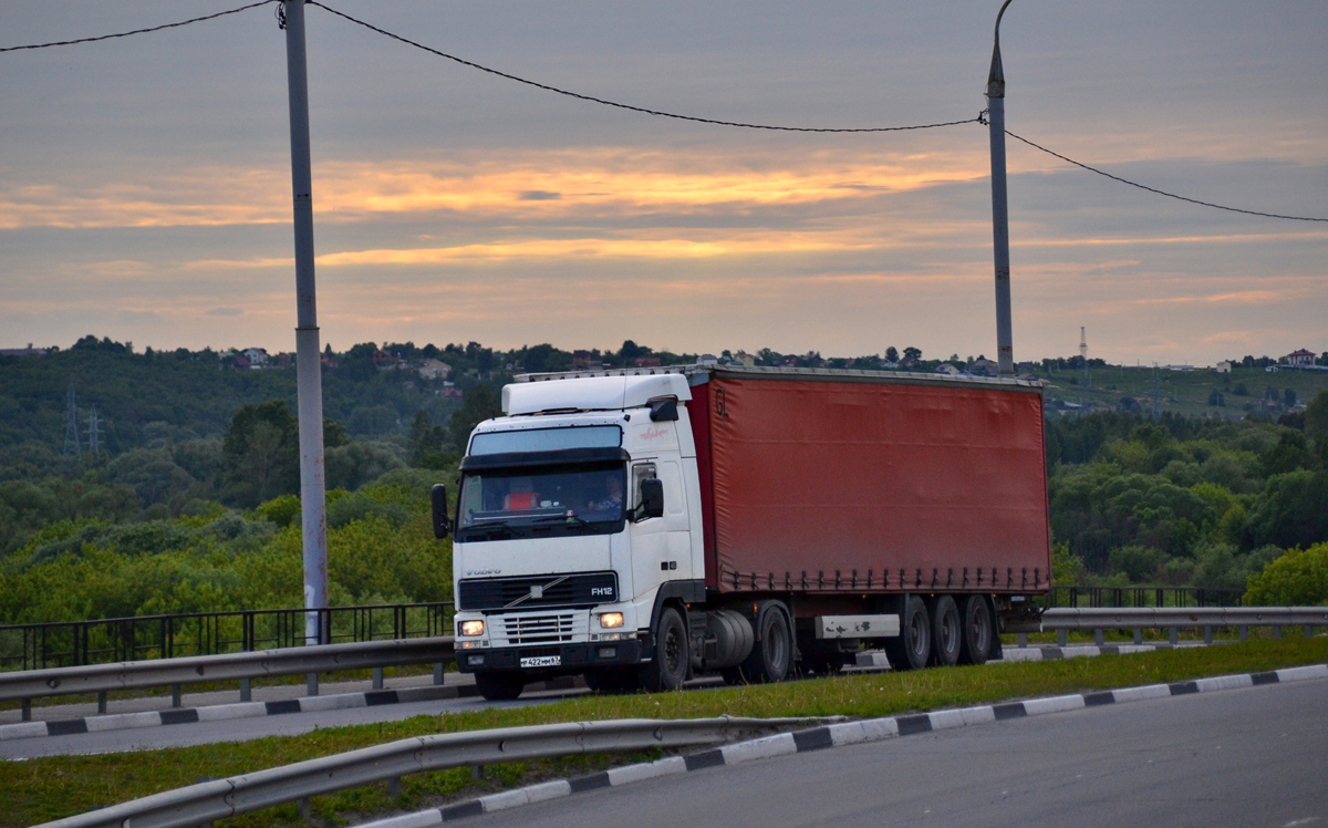 Смоленская область, № Р 422 ММ 67 — Volvo ('1993) FH12.420