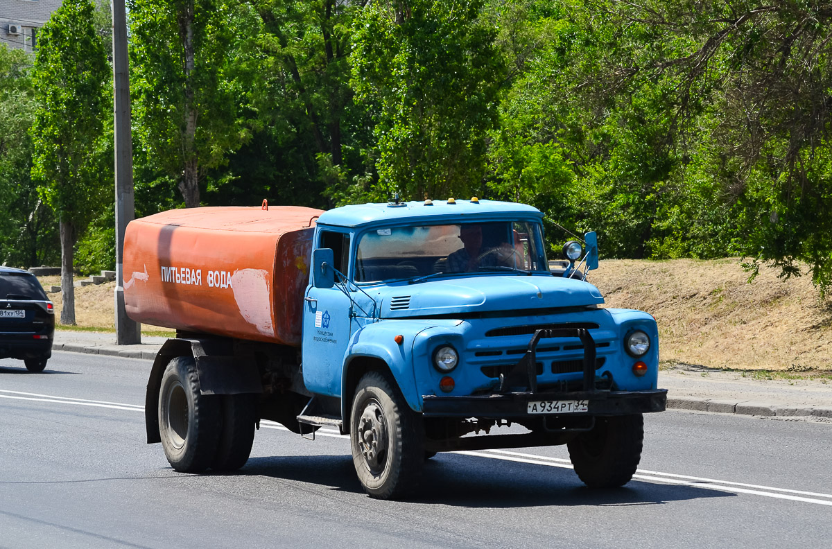 Волгоградская область, № А 934 РТ 34 — ЗИЛ-431412