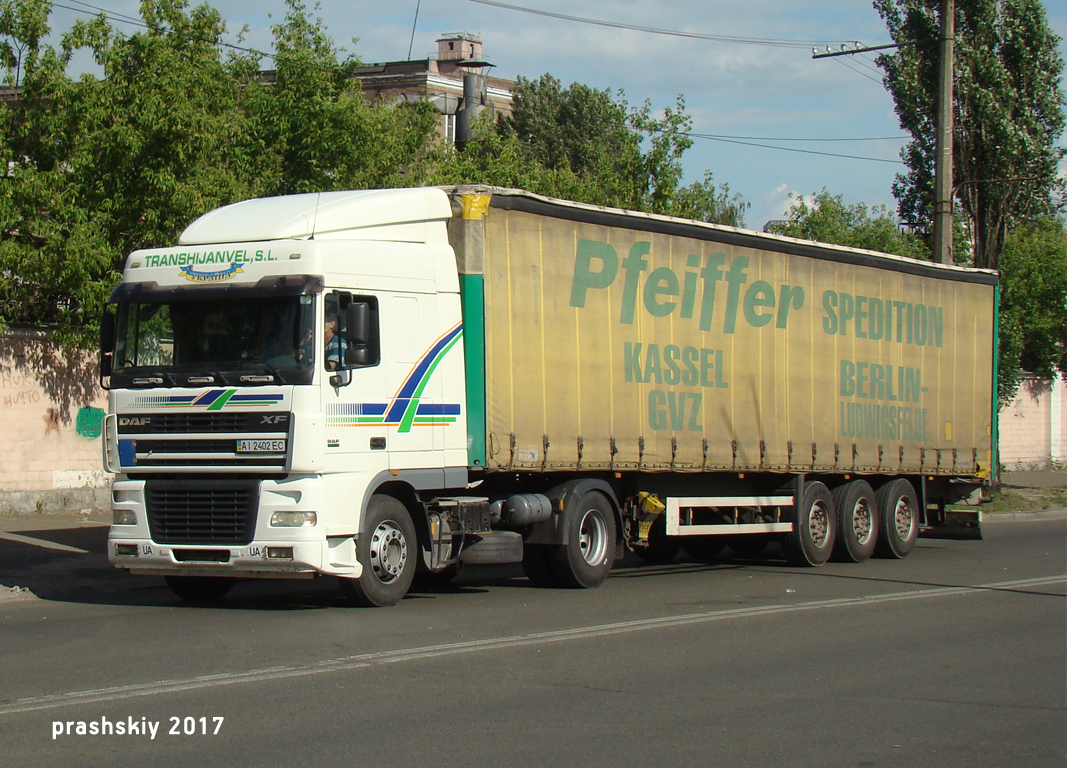 Киевская область, № АІ 2402 ЕС — DAF XF95 FT