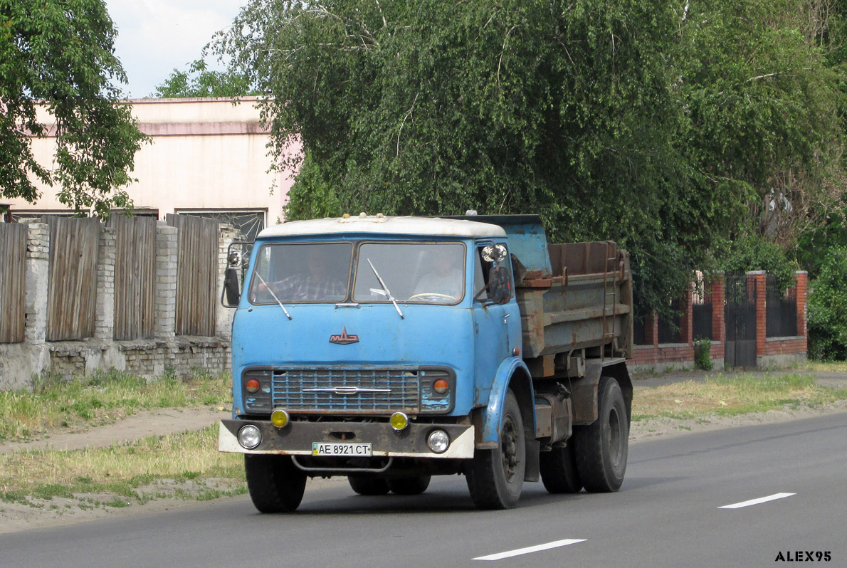 Днепропетровская область, № АЕ 8921 СТ — МАЗ-5549