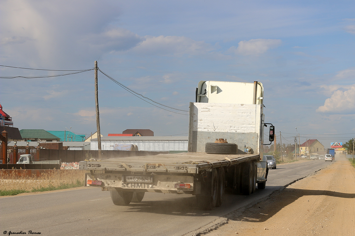 Саха (Якутия), № Т 448 КР 14 — Freightliner Century Class