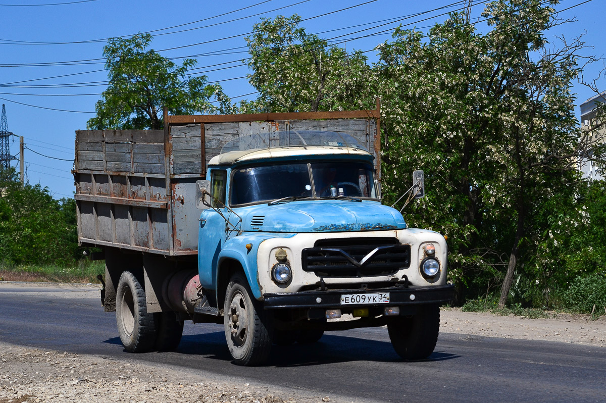 Волгоградская область, № Е 609 УК 34 — ЗИЛ-431810