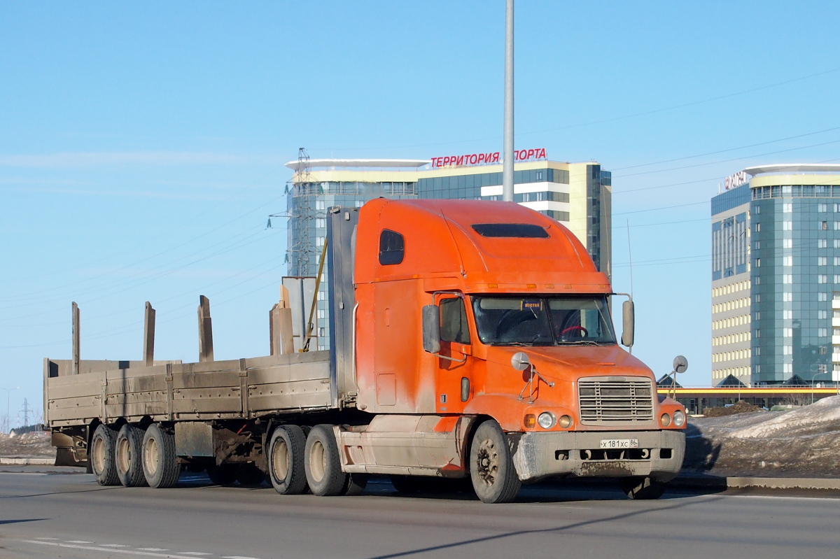 Ханты-Мансийский автоном.округ, № Х 181 ХС 86 — Freightliner Century Class