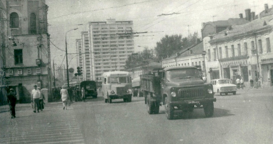 Москва — Исторические фотографии (Автомобили)