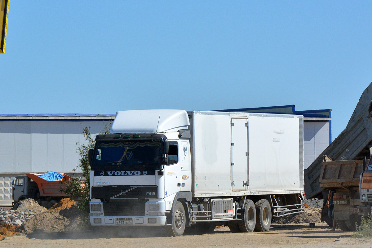 Хабаровский край, № А 993 ТЕ 27 — Volvo ('1993) FH12.380