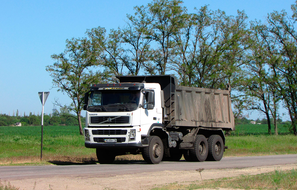 Днепропетровская область, № АЕ 6524 СВ — Volvo ('2002) FM12.400