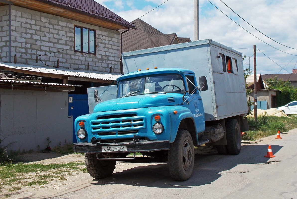 Волгоградская область, № В 483 УЕ 34 — ЗИЛ-431412