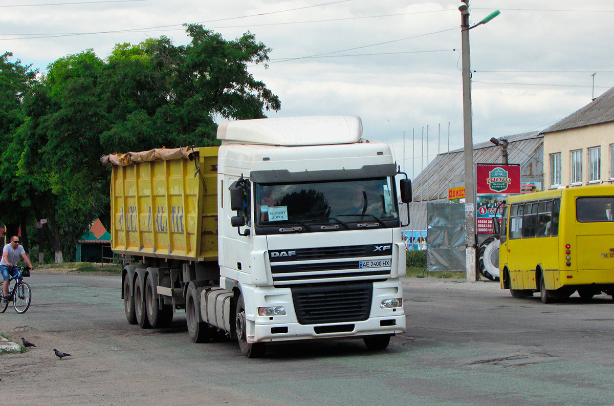 Днепропетровская область, № АЕ 2400 НХ — DAF XF95 FT