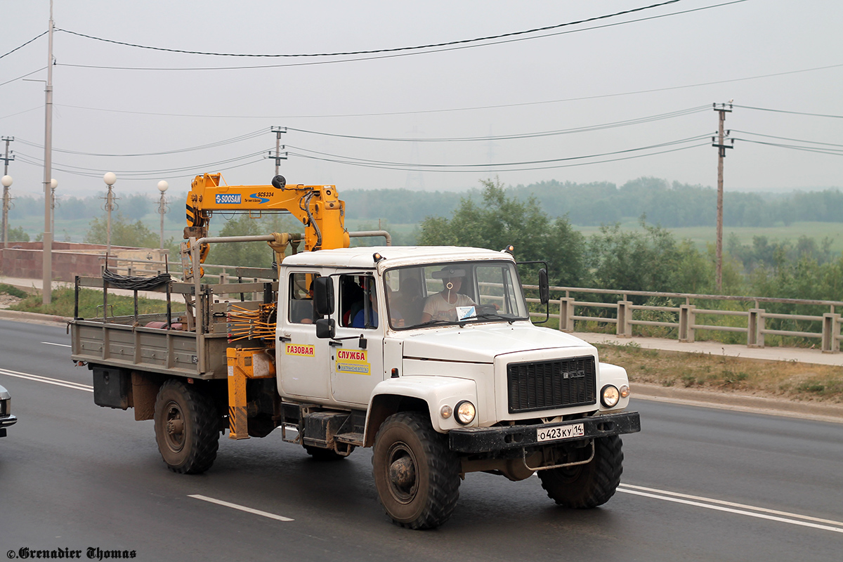 Саха (Якутия), № О 423 КУ 14 — ГАЗ-33081 «Садко»