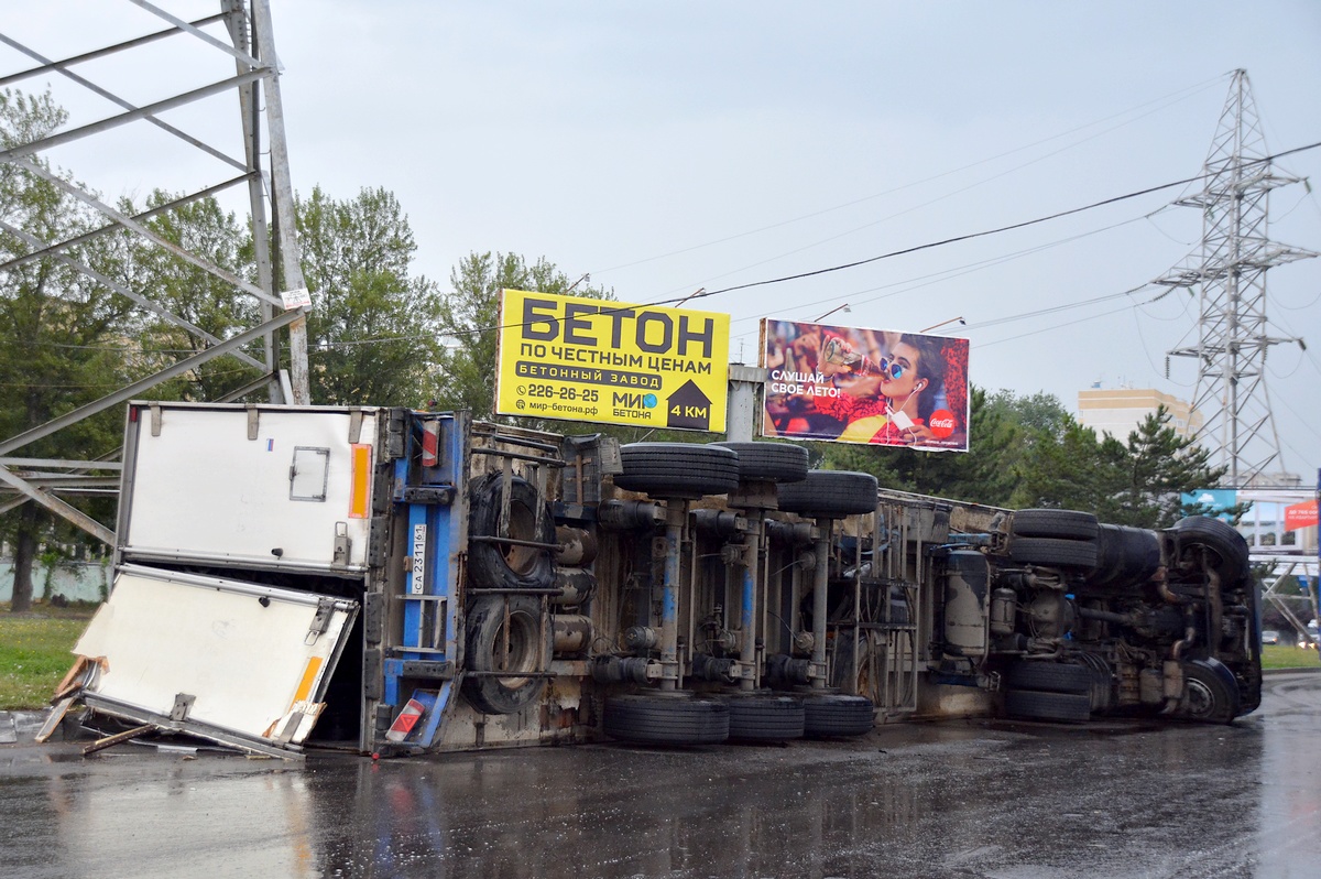 Ростовская область, № В 844 НН 161 — Volvo ('2002) FH12.460