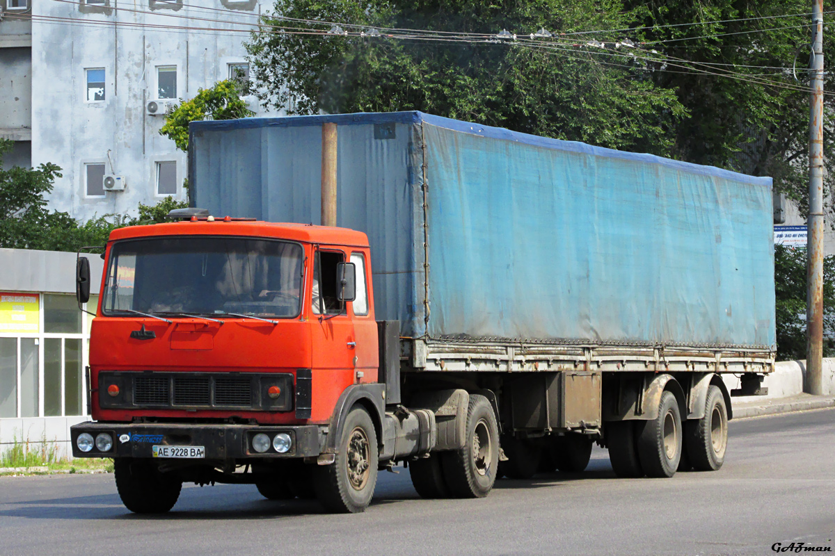 Днепропетровская область, № АЕ 9228 ВА — МАЗ-5432 (общая модель)