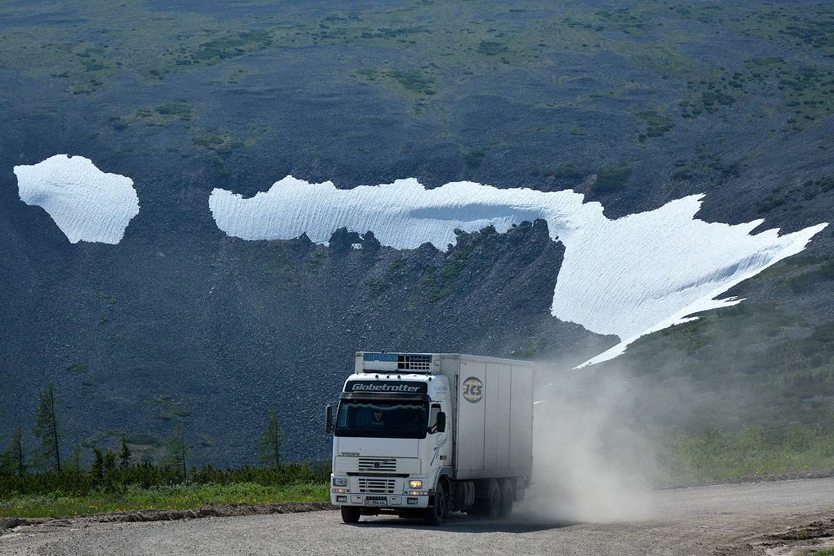 Киргизия, № 06 984 AAL — Volvo ('1993) FH12.460