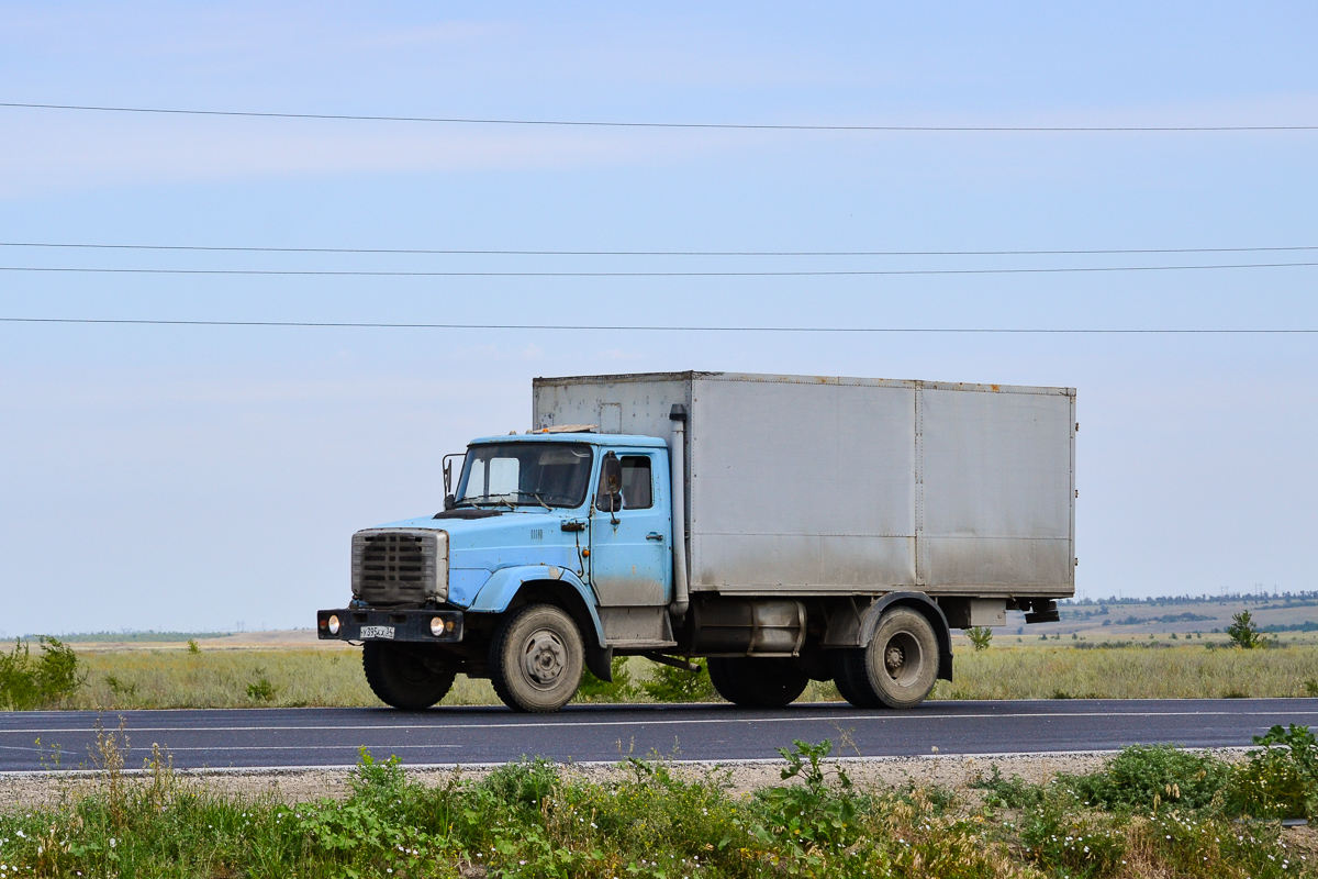 Волгоградская область, № У 395 КХ 34 — ЗИЛ-433100