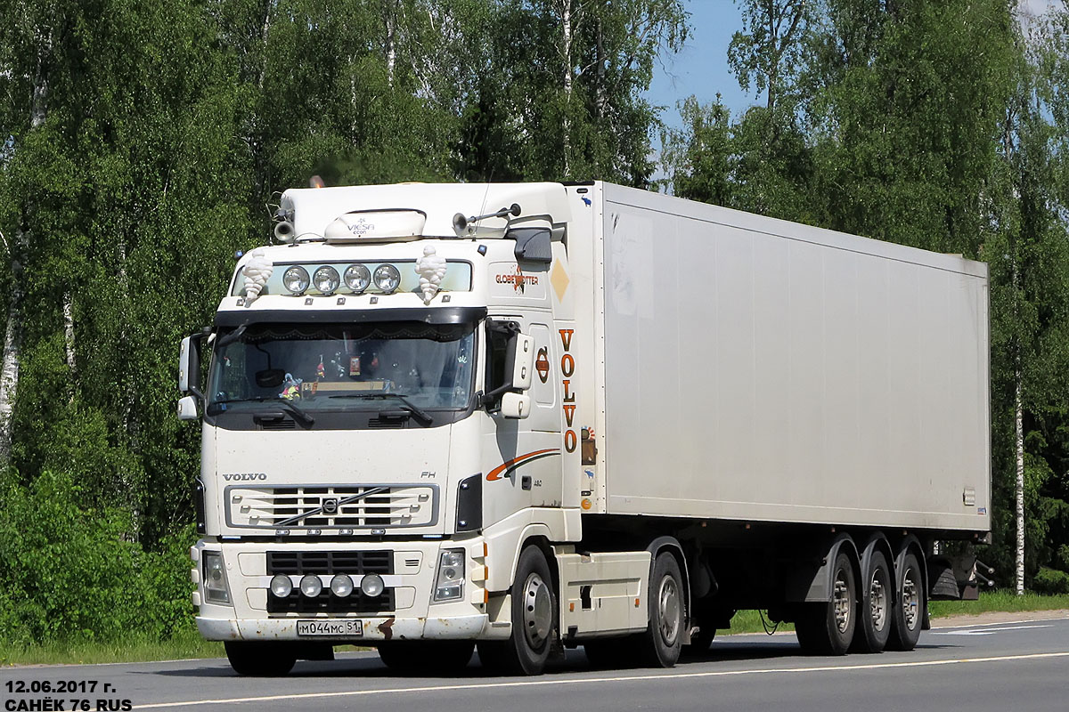 Мурманская область, № М 044 МС 51 — Volvo ('2002) FH12.480