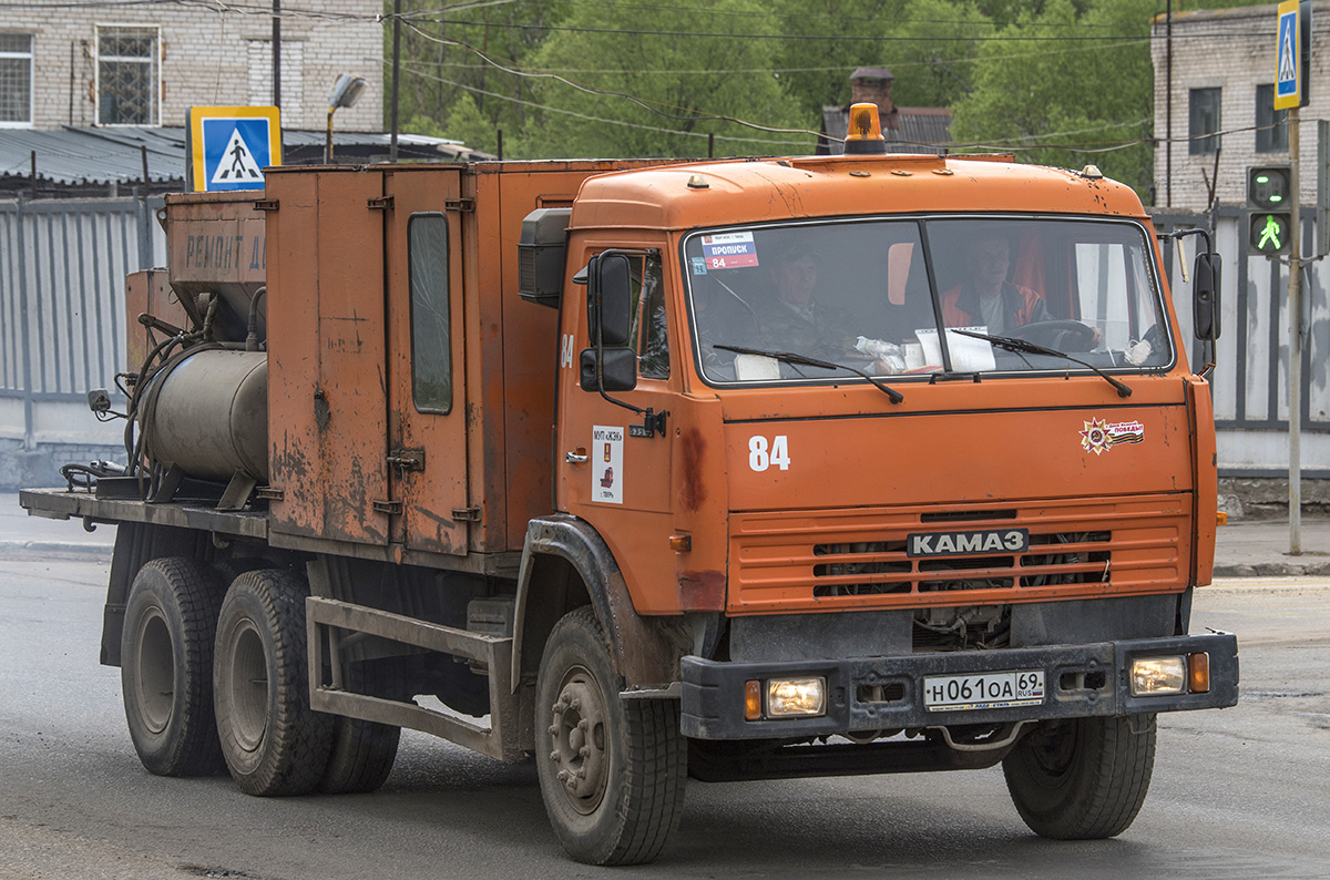 Тверская область, № 84 — КамАЗ-53215-15 [53215R]