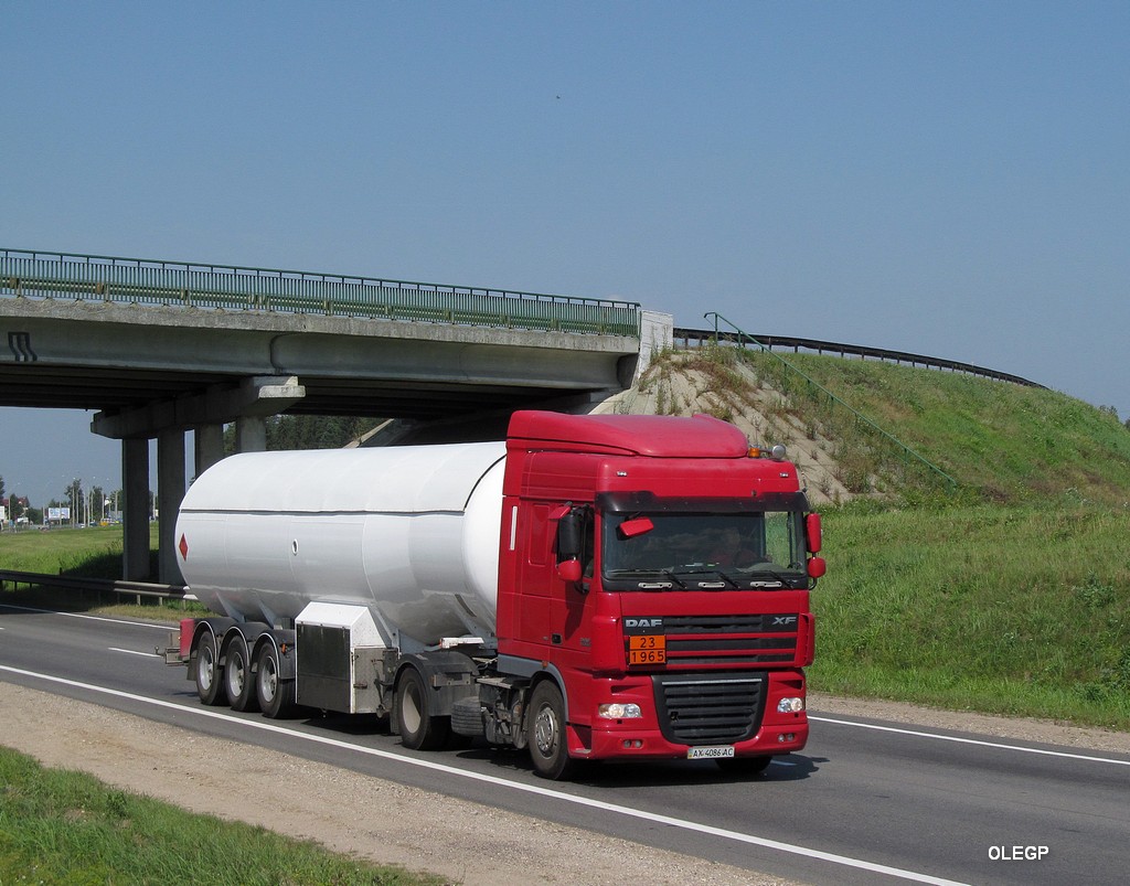 Харьковская область, № АХ 4086 АС — DAF XF105 FT