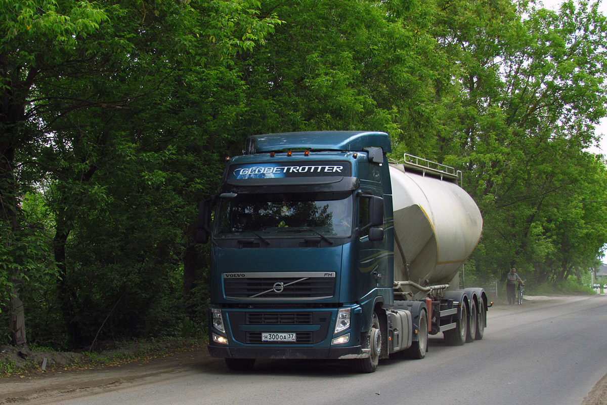 Ивановская область, № Н 300 ОА 37 — Volvo ('2008) FH.400