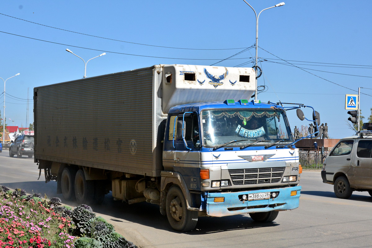 Амурская область, № М 388 ОО 28 — Hino FR