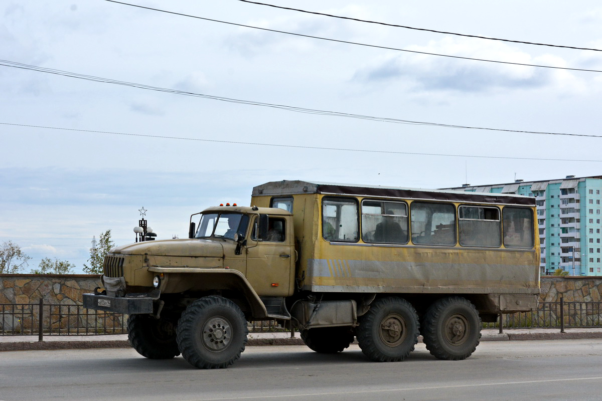 Саха (Якутия), № А 813 ВУ 14 — Урал-4320-41