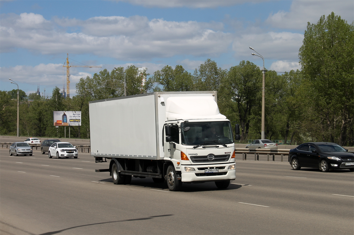 Иркутская область, № Р 298 ХТ 38 — Hino 500