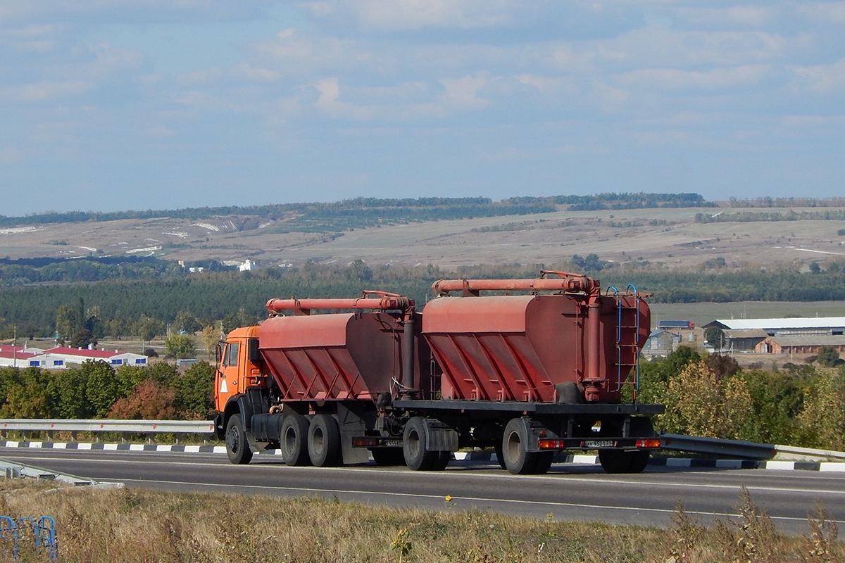 Белгородская область, № М 444 МТ 31 — КамАЗ-65115-15 [65115R]