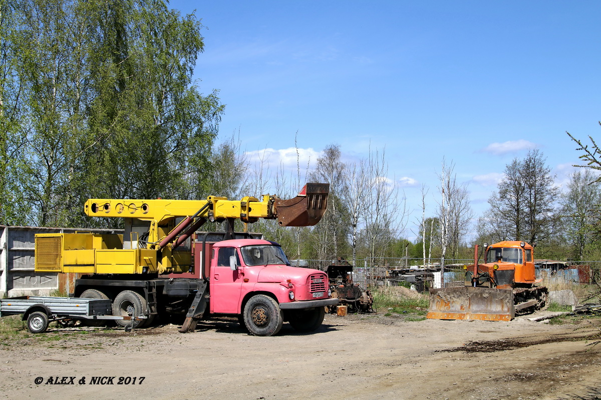 Санкт-Петербург, № Т 561 АХ 178 — Tatra 148