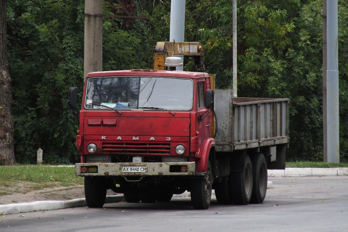 Харьковская область, № АХ 8441 СМ — КамАЗ-53212