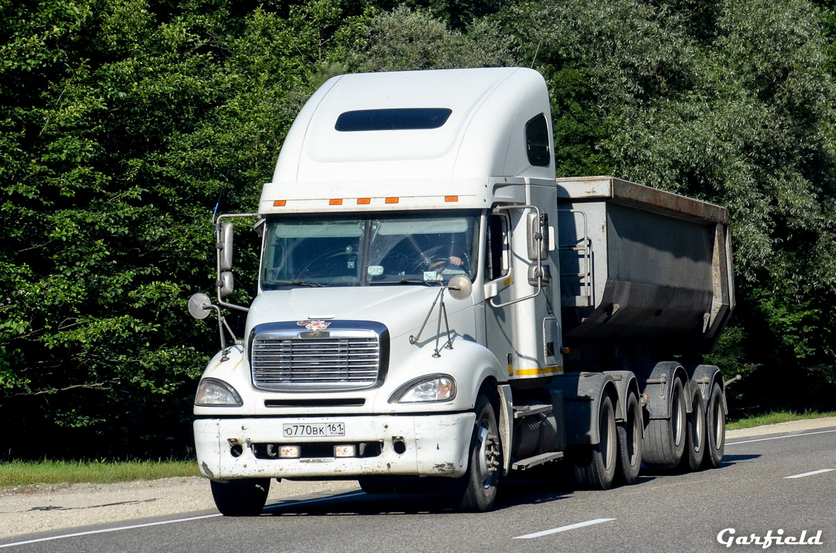 Краснодарский край, № О 770 ВК 161 — Freightliner Columbia