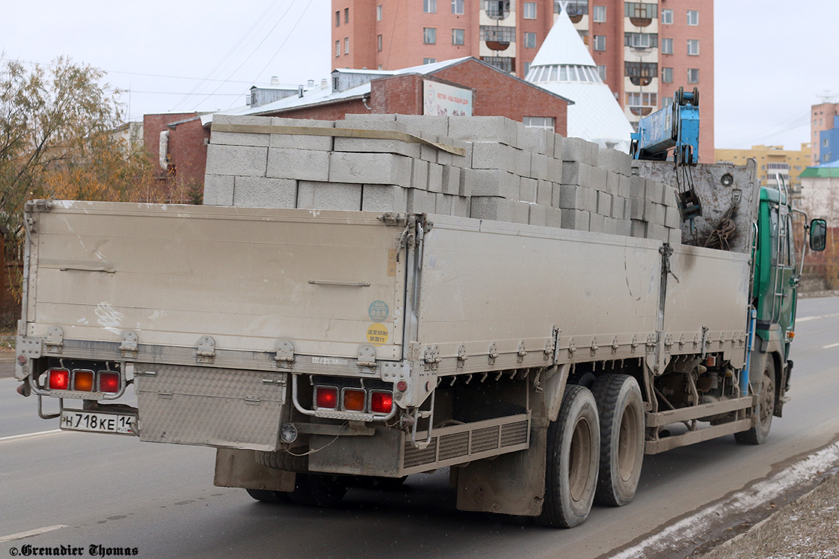 Саха (Якутия), № Н 718 КЕ 14 — Nissan Diesel Big Thumb